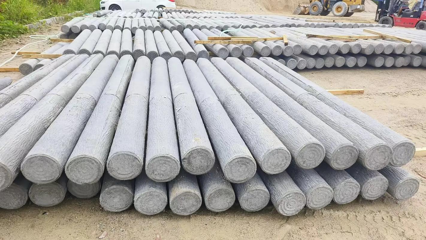 水泥仿木樁在河道工程中的應用與《火星水泥制品》的產品特色